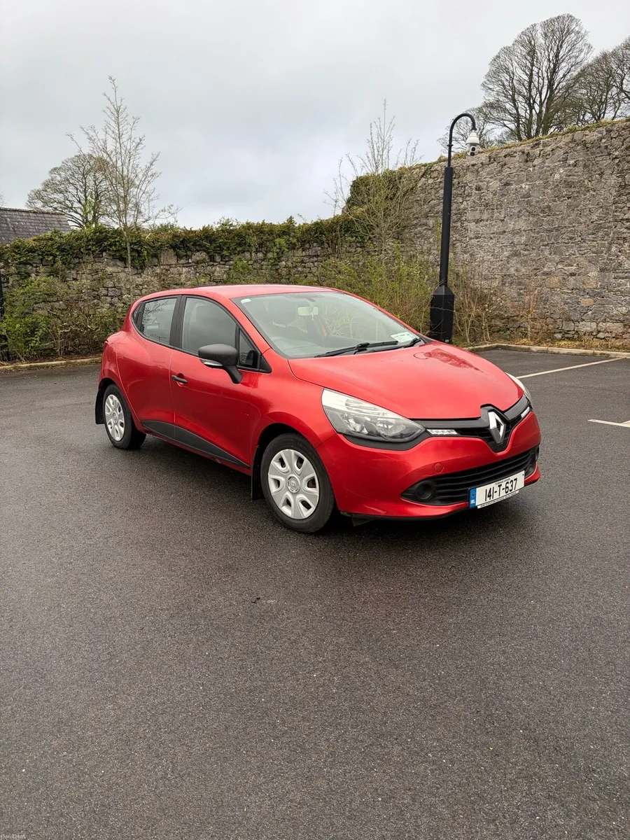 2014 Renault Clio - Image 1