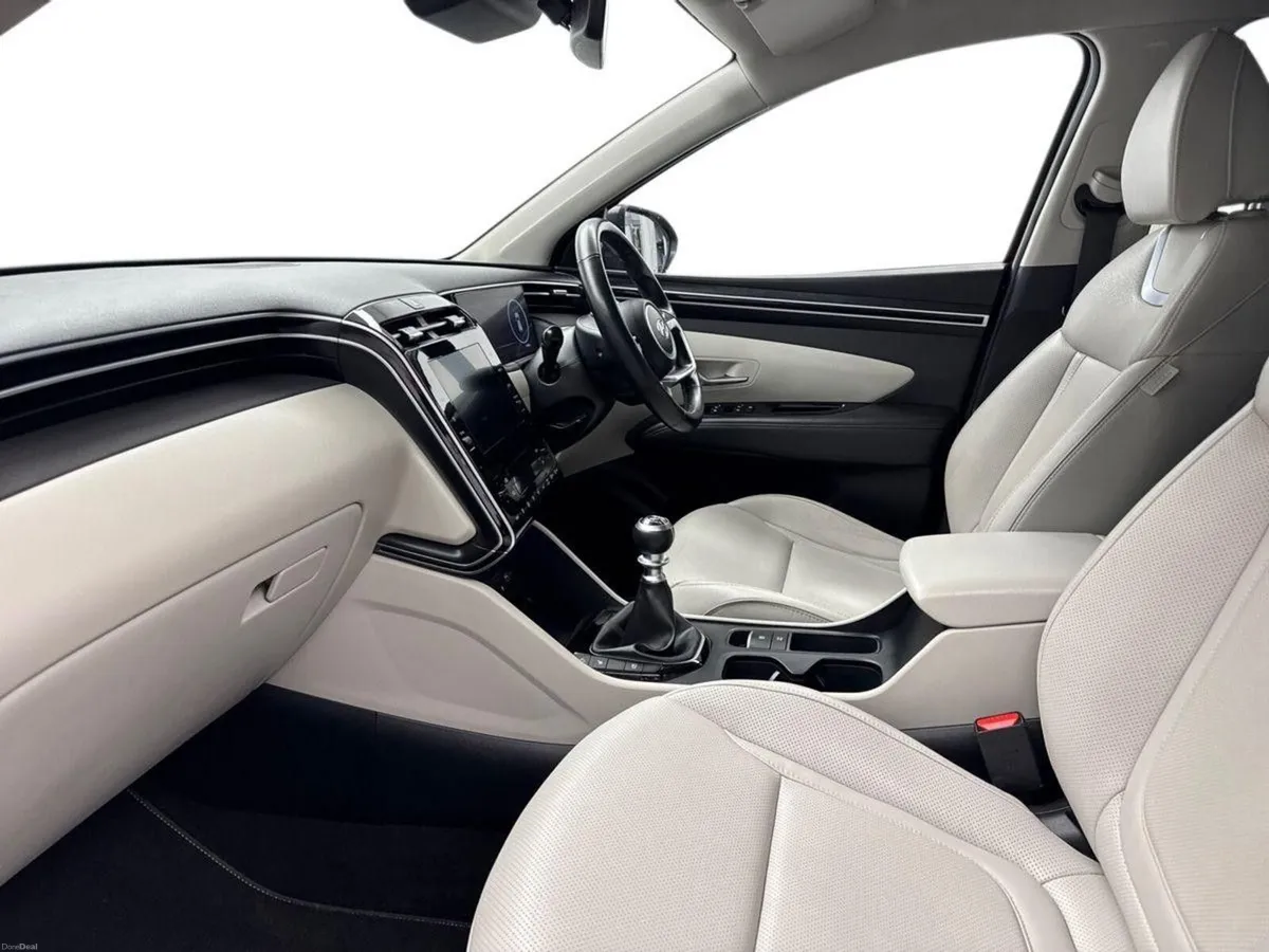 Hyundai Tucson 1.6D EXECUTIVE *CREAM LEATHER* €95 - Image 3