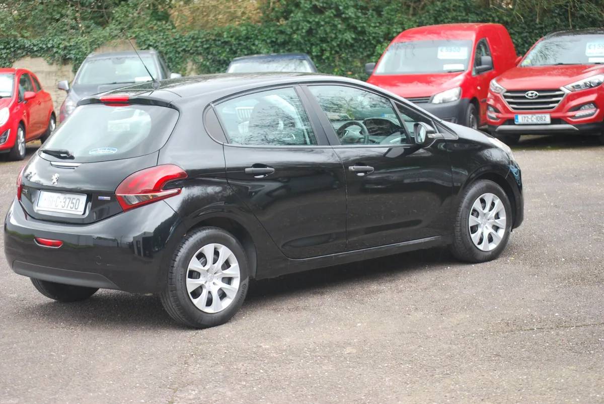 Peugeot 208 2016 1.2 Petrol - Image 4