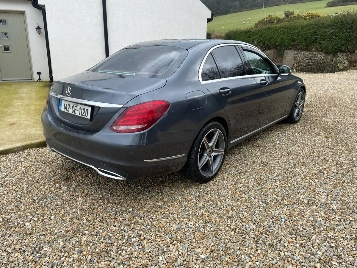 Mercedes C220 AMG Line - Image 4