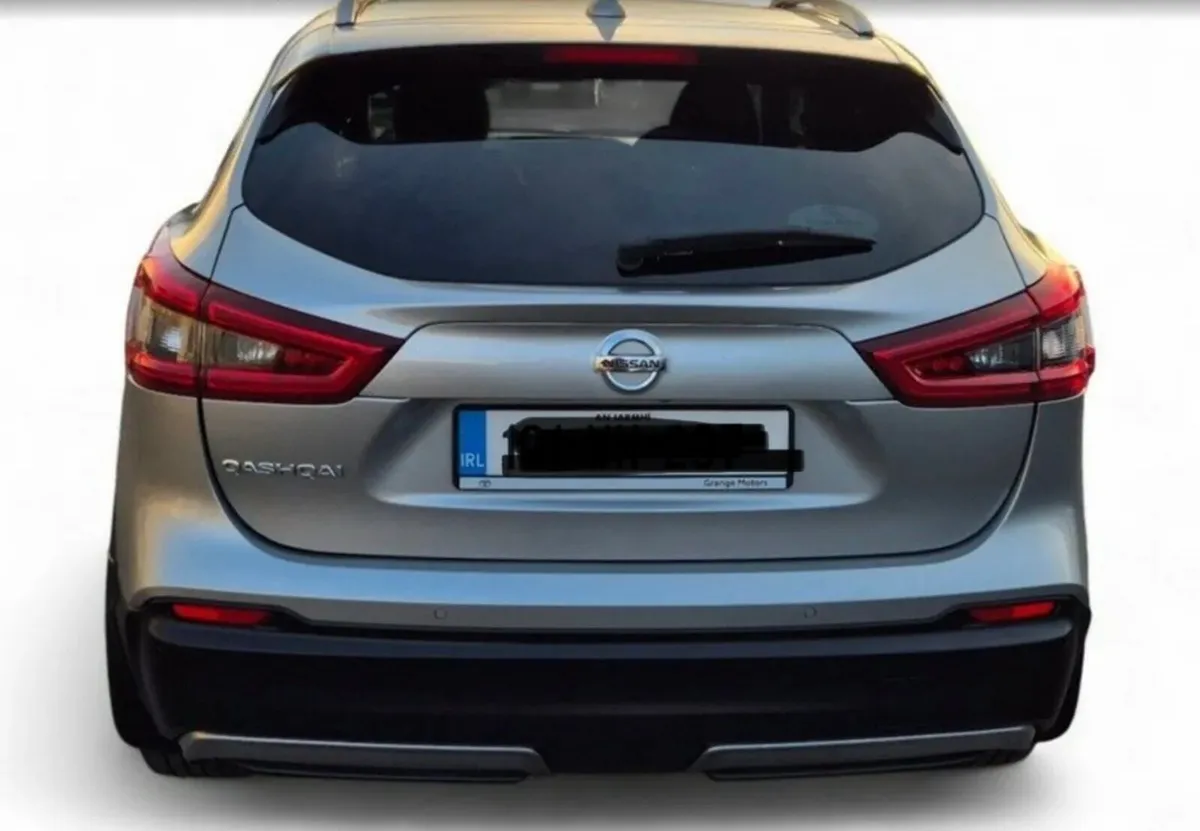 Nissan Qashqai 1.3 SV PREMIUM AUTOMAT PART LEATHER - Image 4