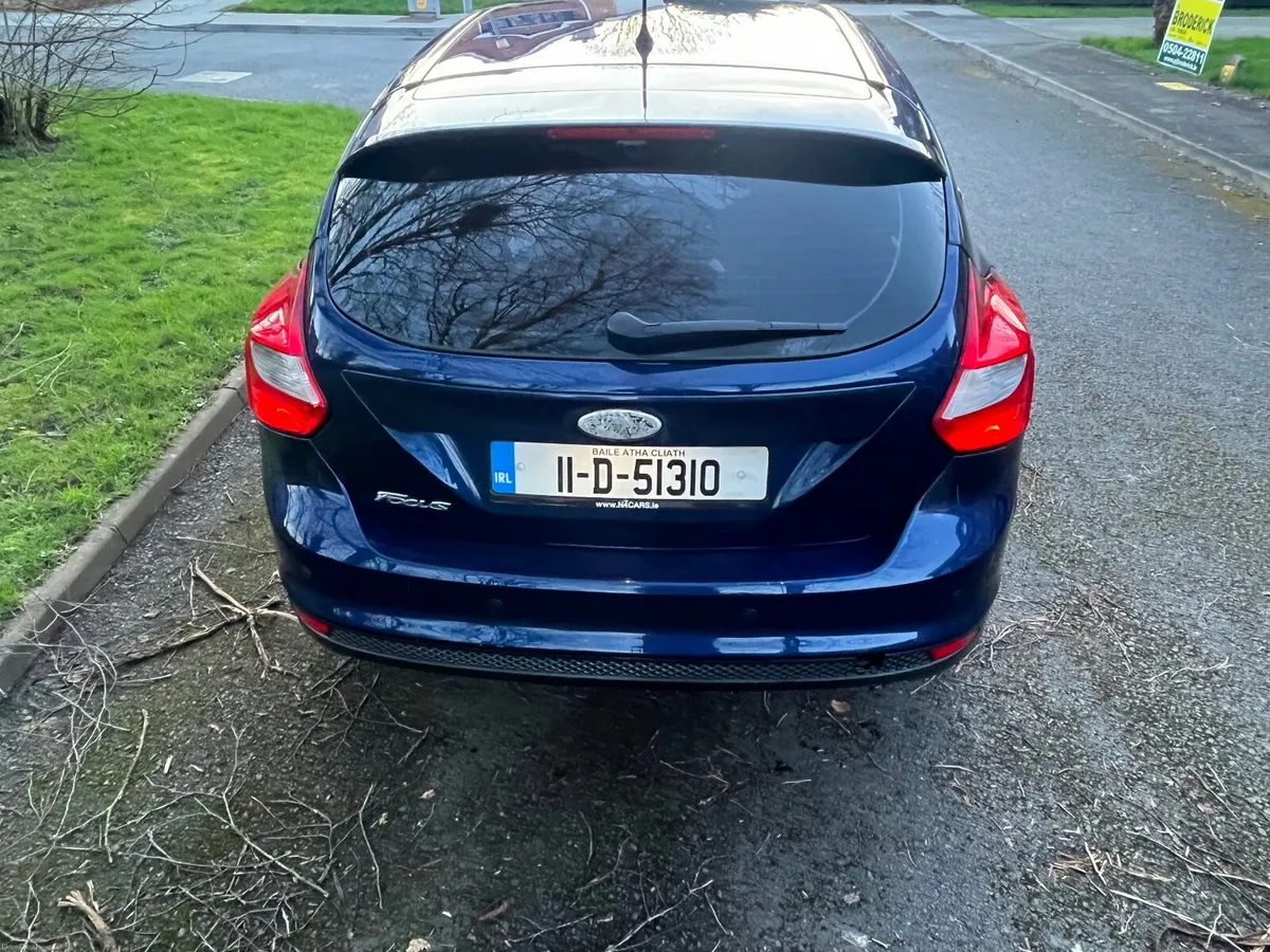 Ford Focus 2011 - Image 2