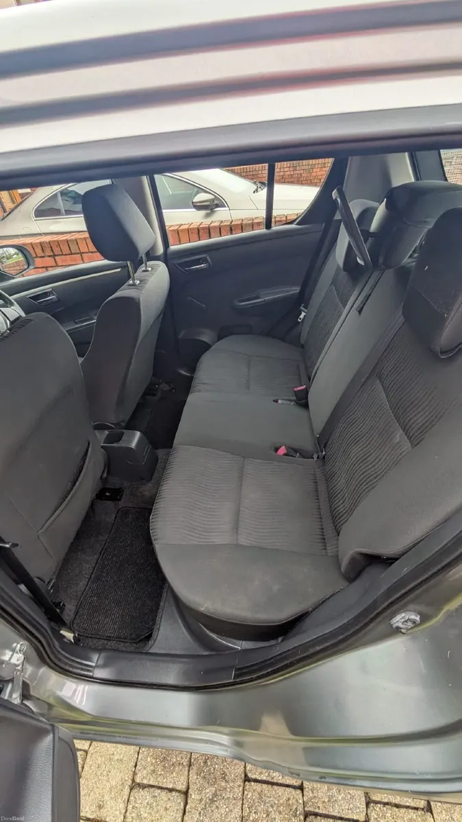 Suzuki Swift 2012 - Image 4