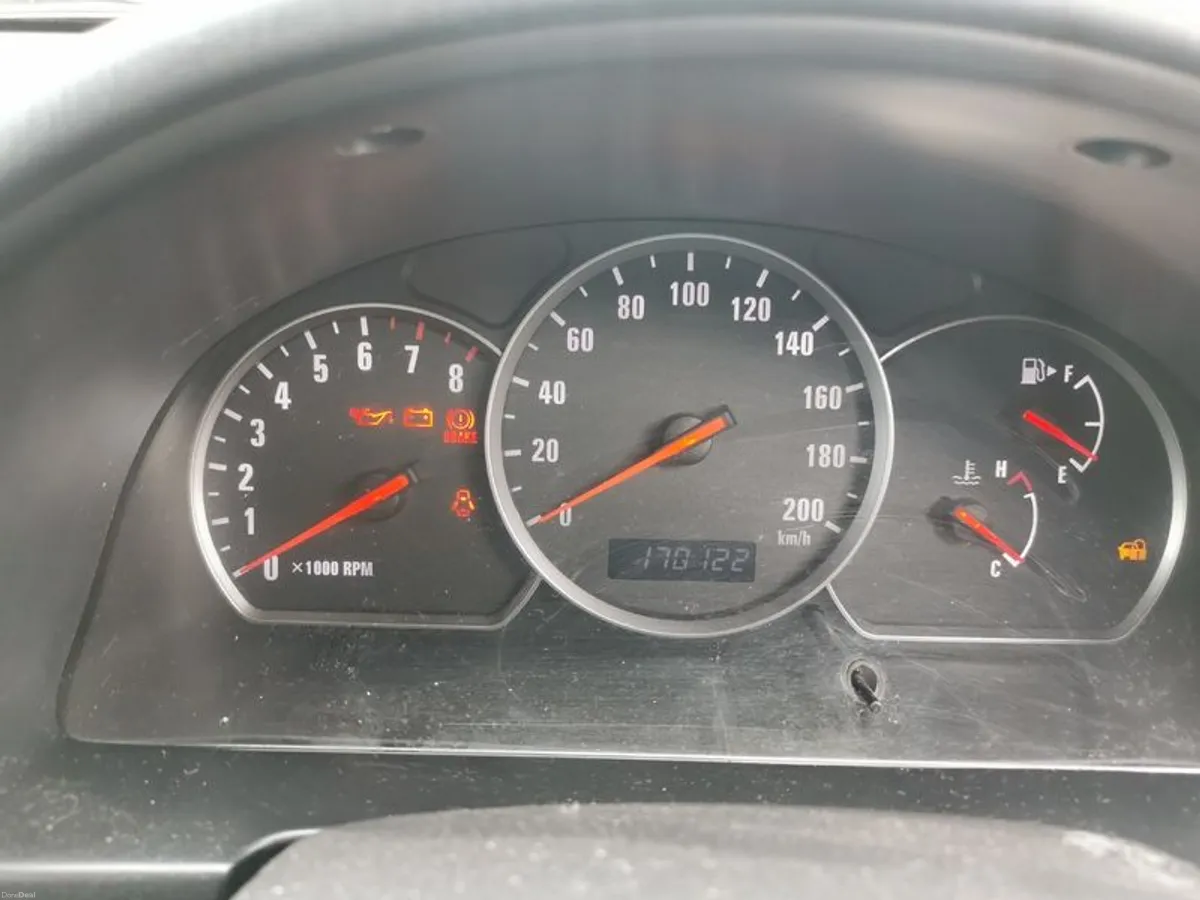 2005 Suzuki Grand Vitara - Fresh NCT 03/27 - Image 2