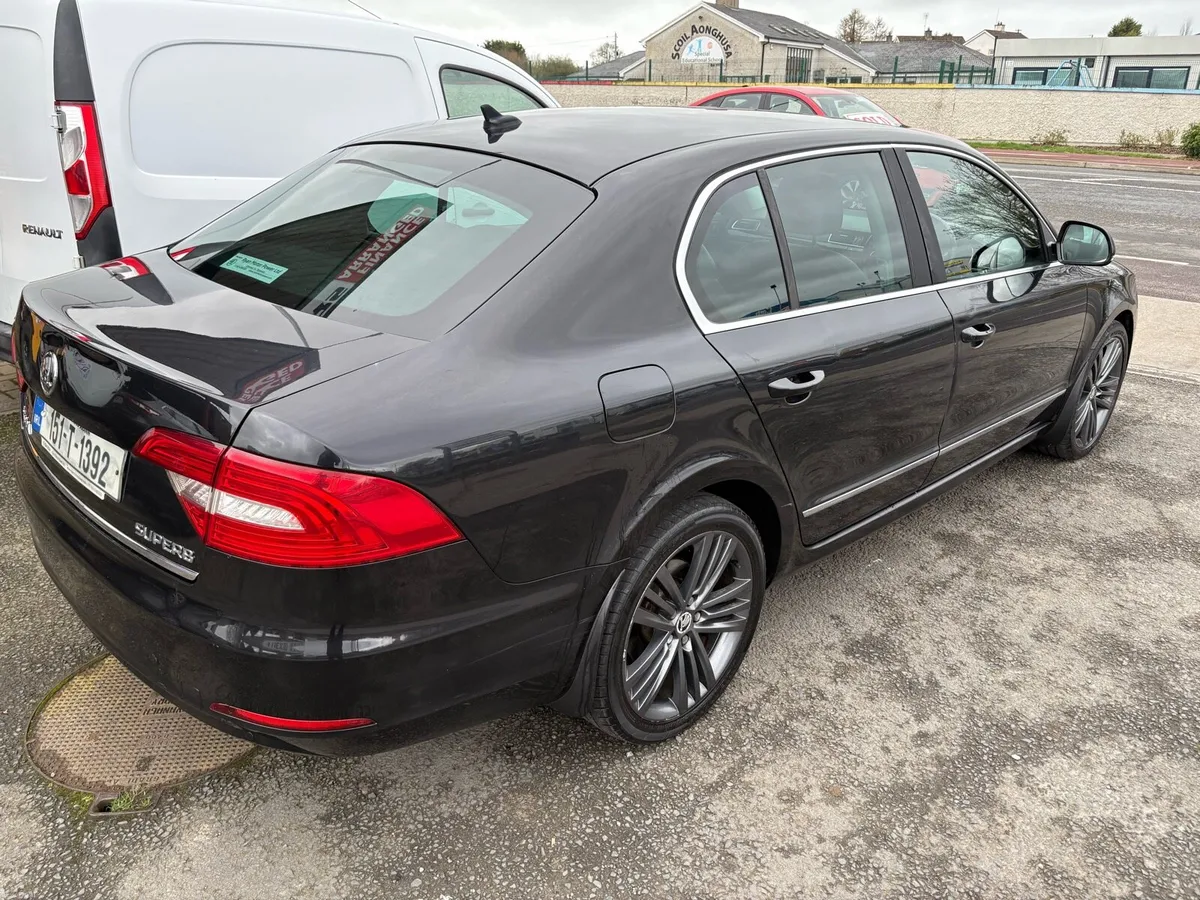 151 Skoda Superb 2.0tdi high line - Image 3