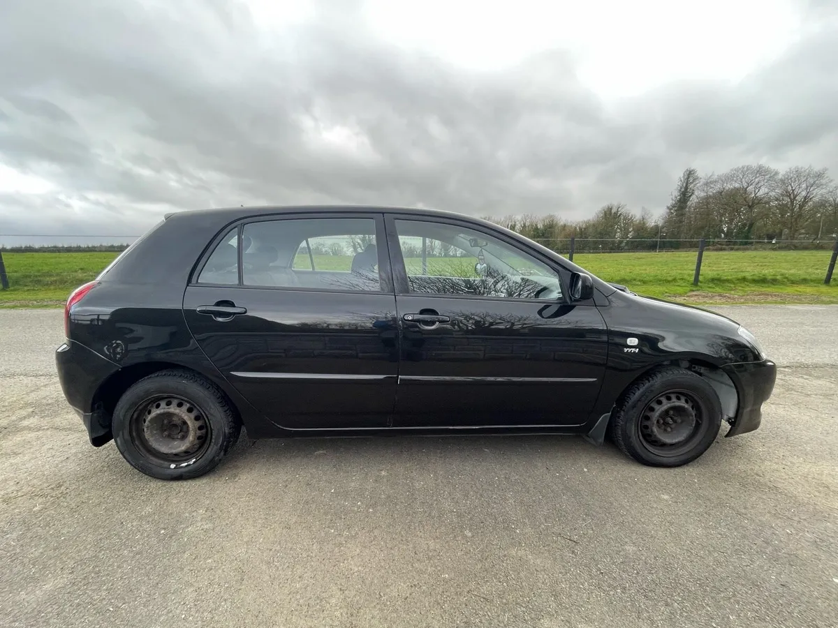 Toyota Corolla - Image 3