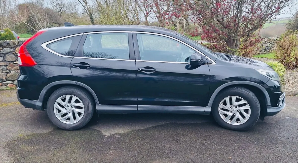 Honda CR-V 2015 - Image 1