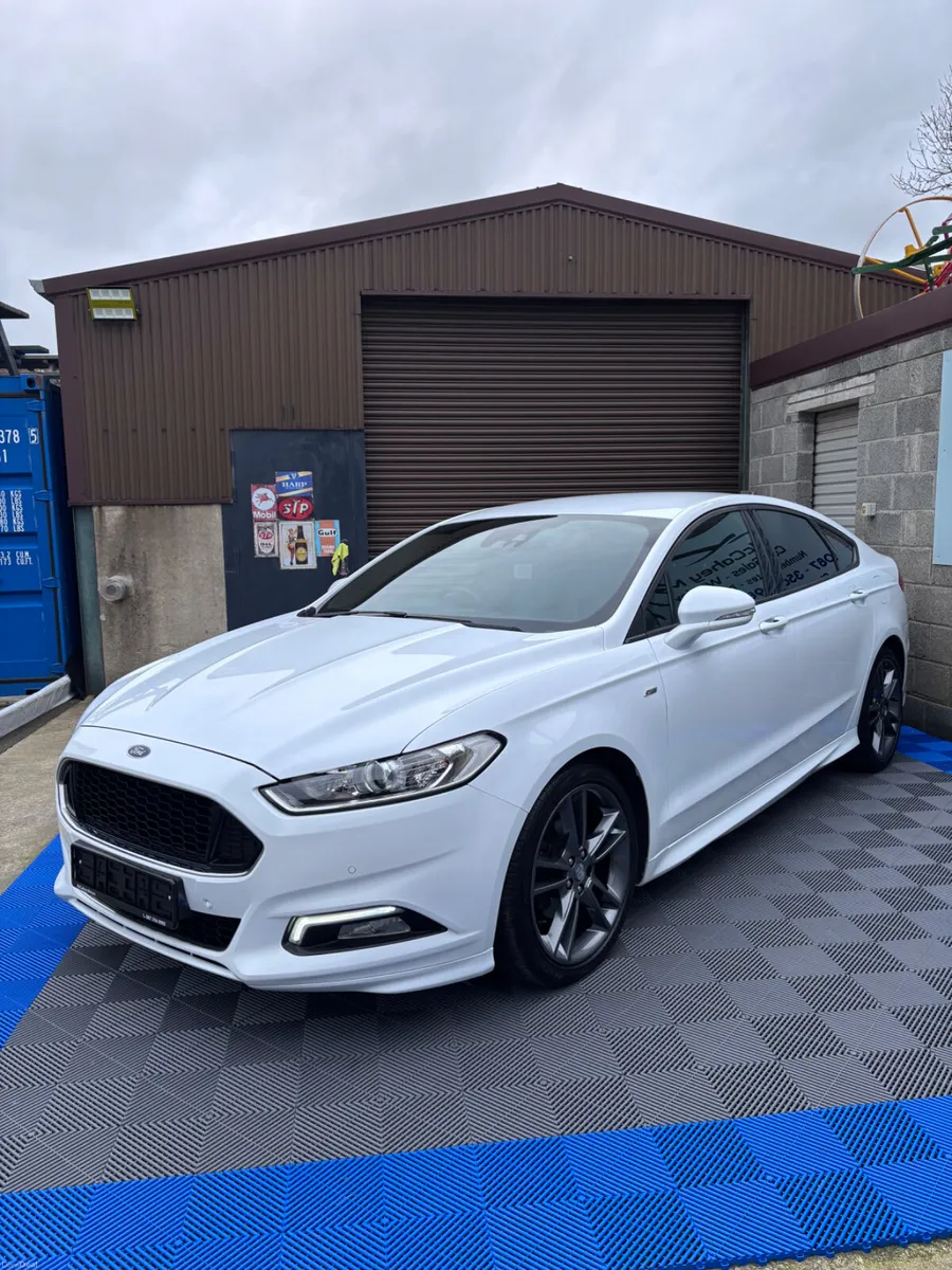 Ford Mondeo st line edition 2018 - Image 2