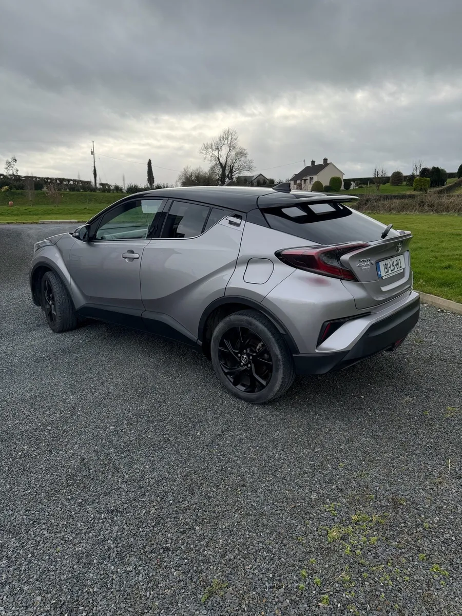 Toyota C-HR 1.2T Luna Sport - Image 3