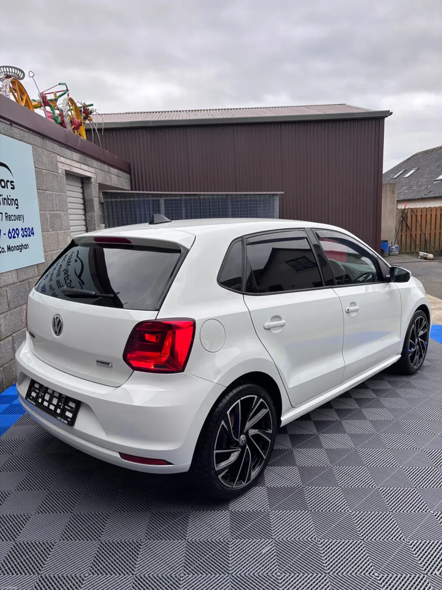 Volkswagen Polo 2017 - Image 2