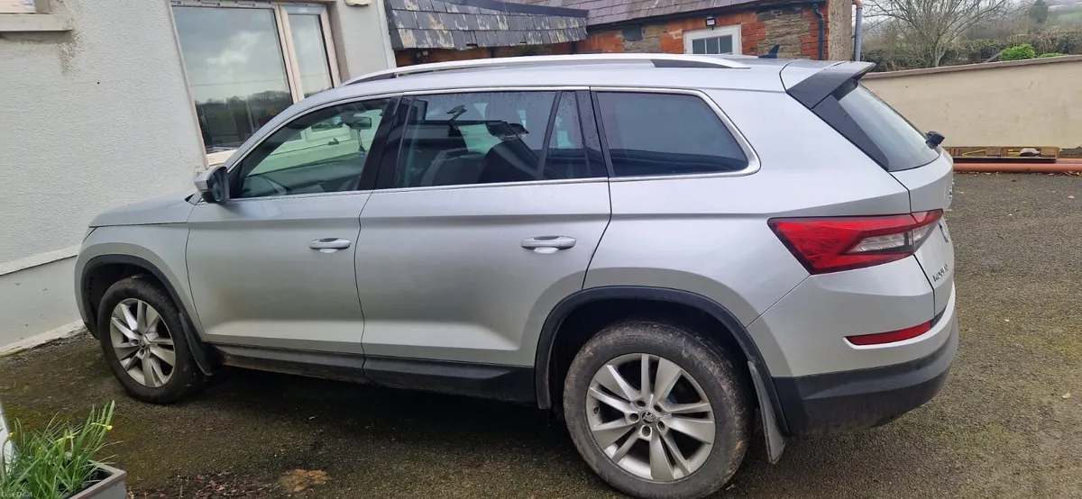 Skoda Kodiaq with hitch - Image 3