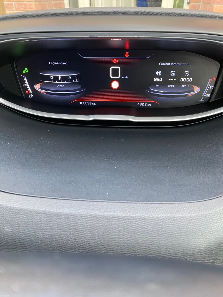 2018 Peugeot 5008  GT-Line Blue Diesel Manual - Image 1
