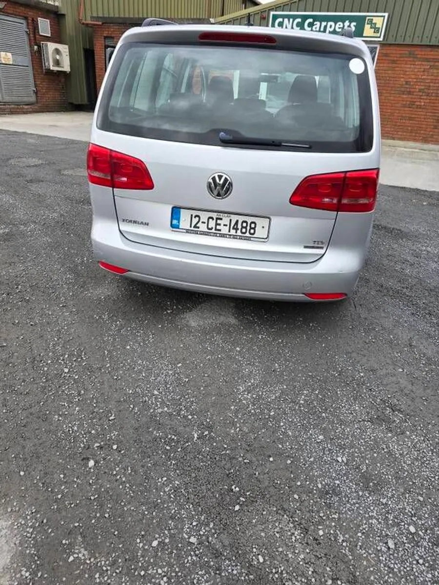 Vw touran 2012 - Image 2