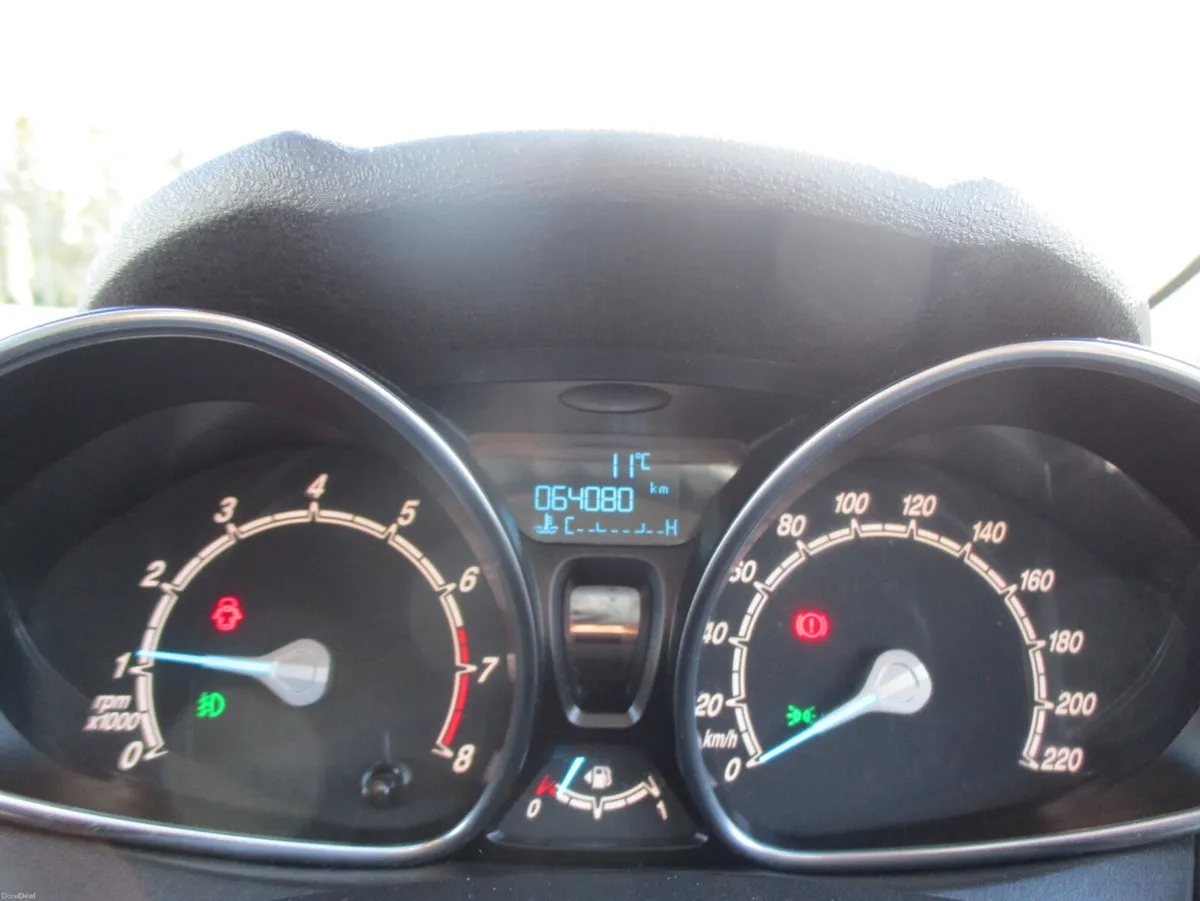 Ford Fiesta 2017 1,2 ZETEC 5 DOOR - Image 2