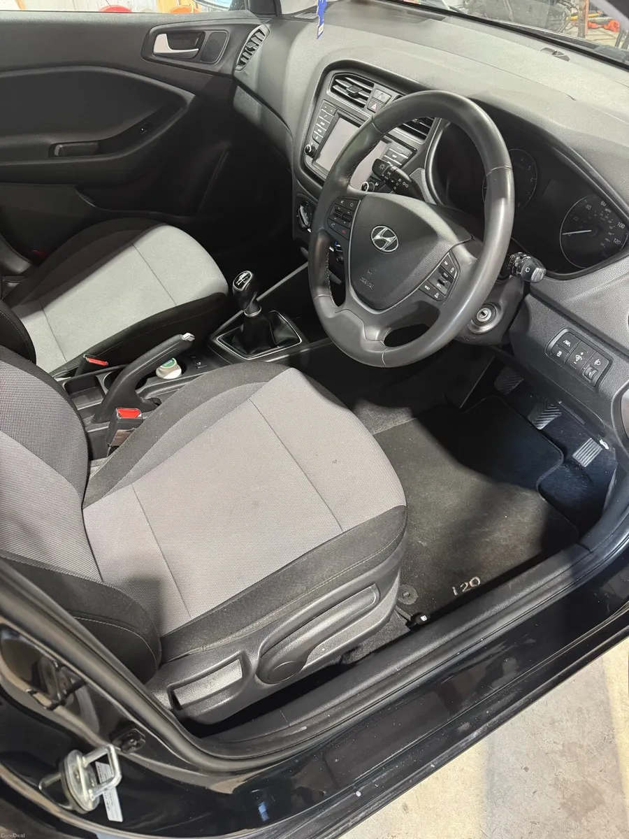 Hyundai i20 t-gdi 1.0 - Image 4