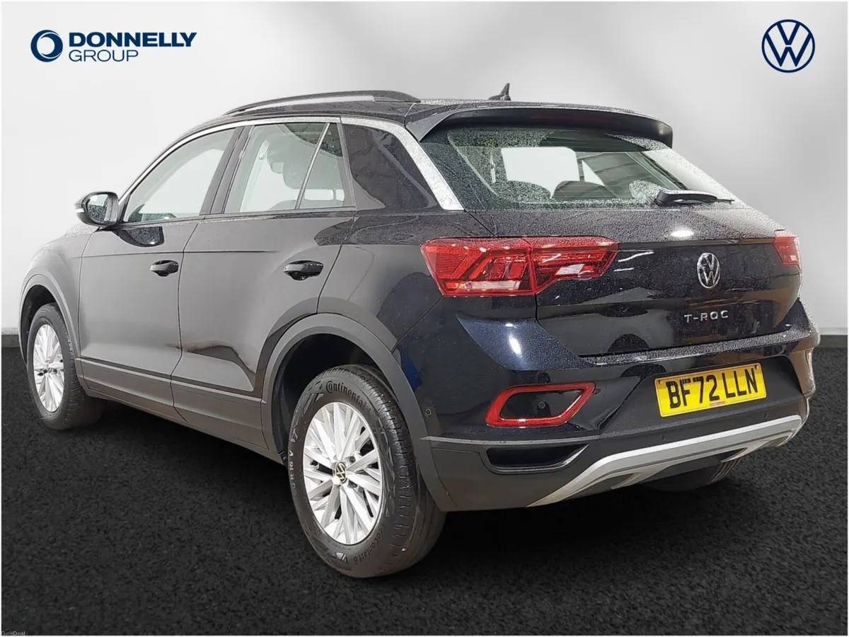 Volkswagen T-roc Hatchback Life - Image 3