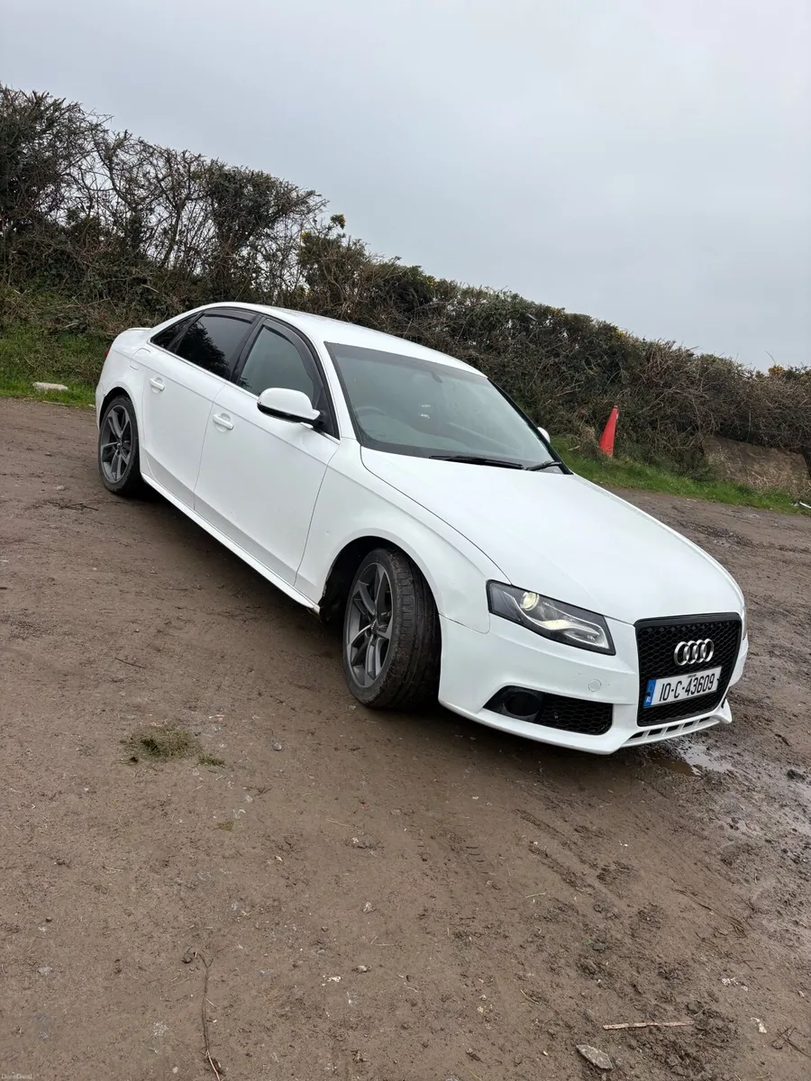 Audi A4 2010 - Image 4