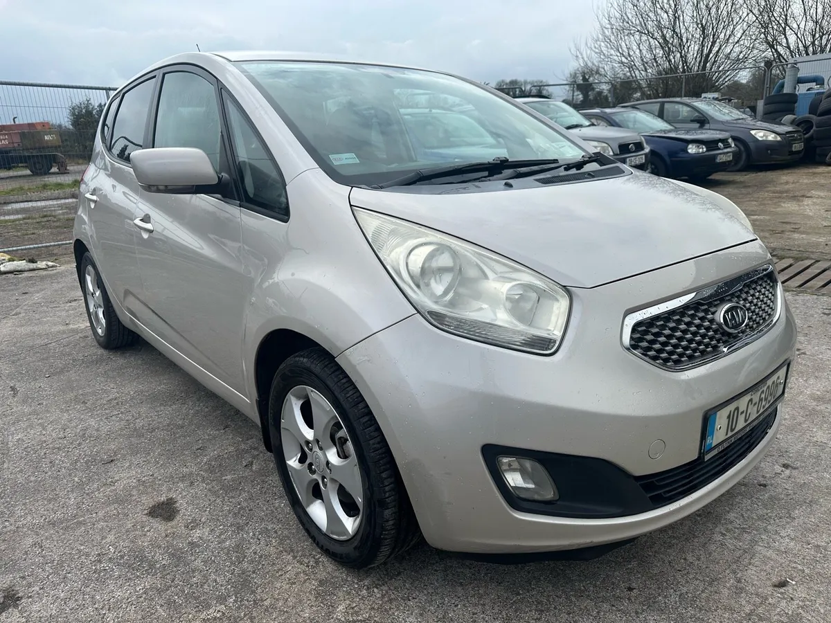 2010 kia venga 1.4 diesel manual - Image 1
