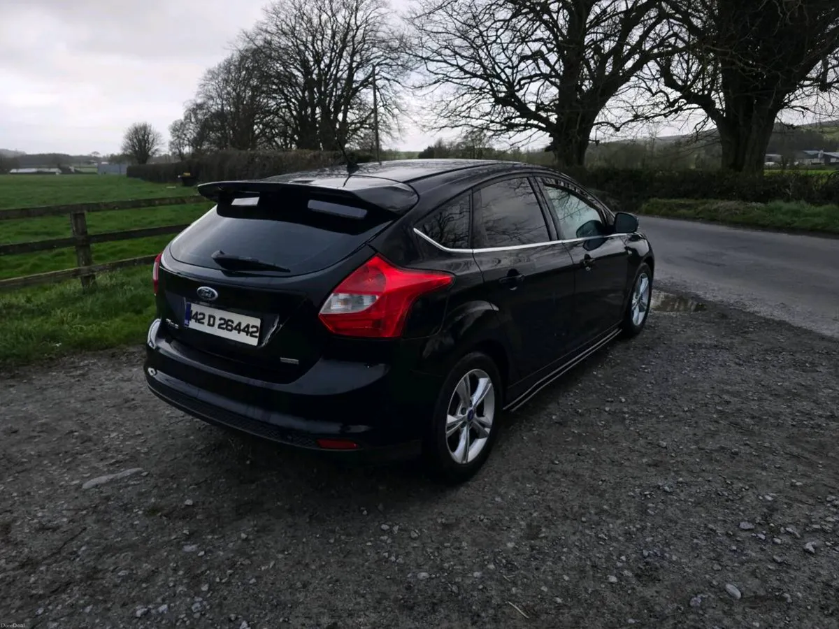 Ford focus 1.0l eco boost  zetec - Image 4