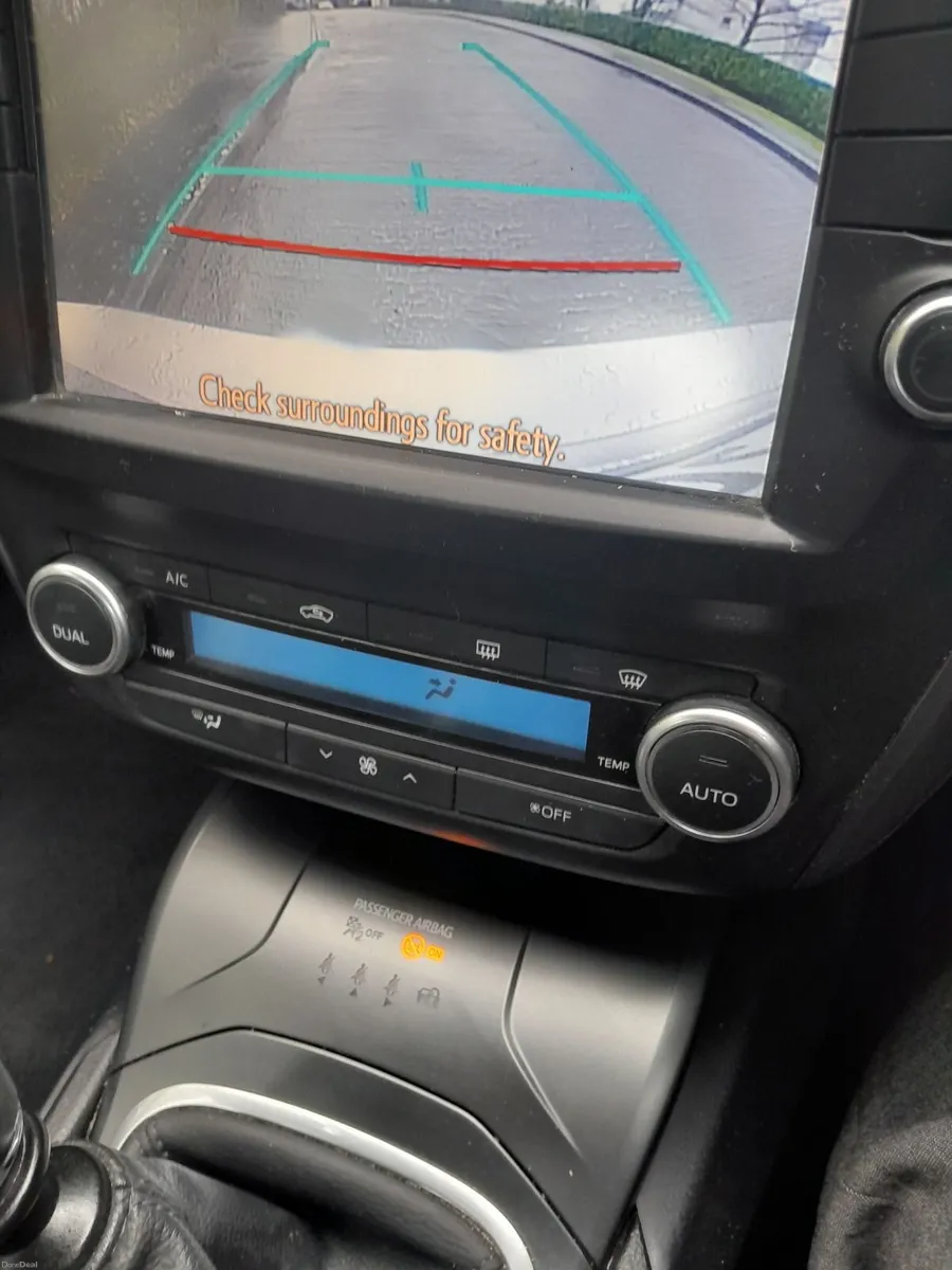 2015 Toyota Avensis  1,6 d4d tax 09/26 €4900 - Image 3