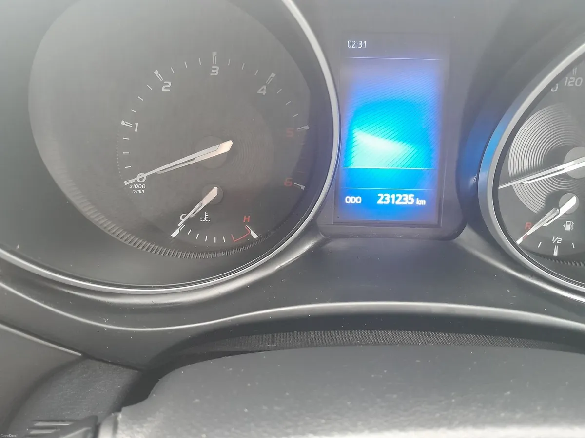 2015 Toyota Avensis  1,6 d4d tax 09/26 €4900 - Image 4