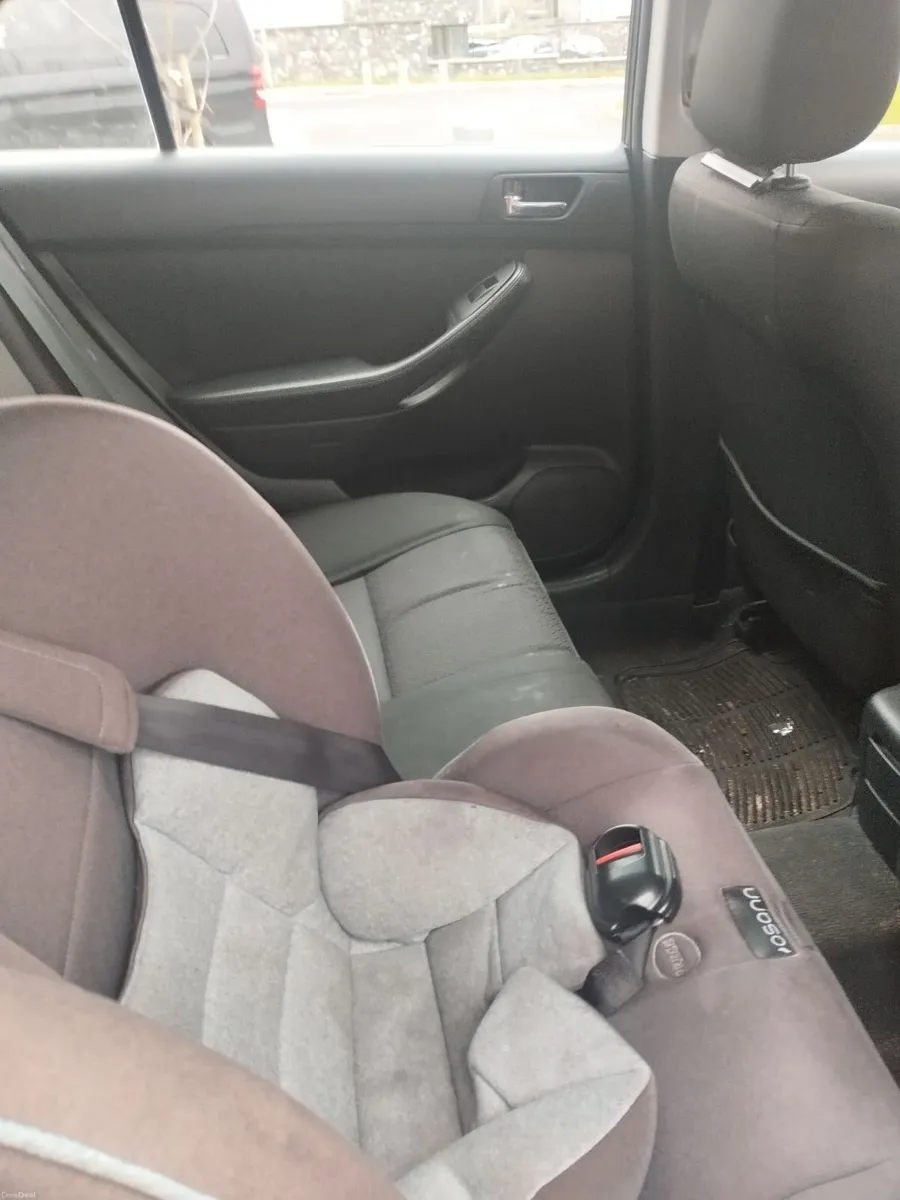 Toyota Avensis 2007 - Image 2