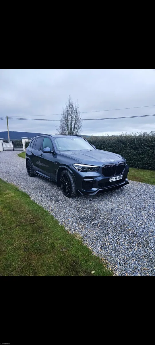 BMW X5 45e    low mileage - Image 2