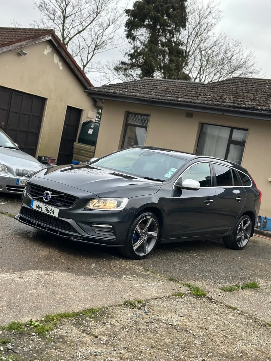 2014 Volvo V60 R-Design D2 - Image 1