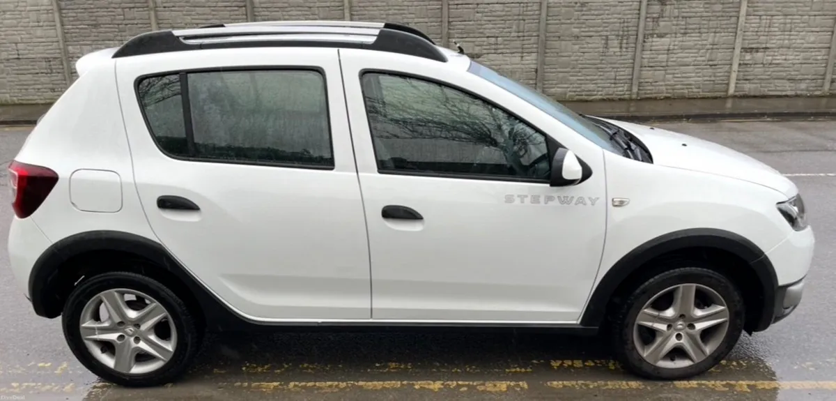 Dacia Sandero Stepway 2015 - Image 2