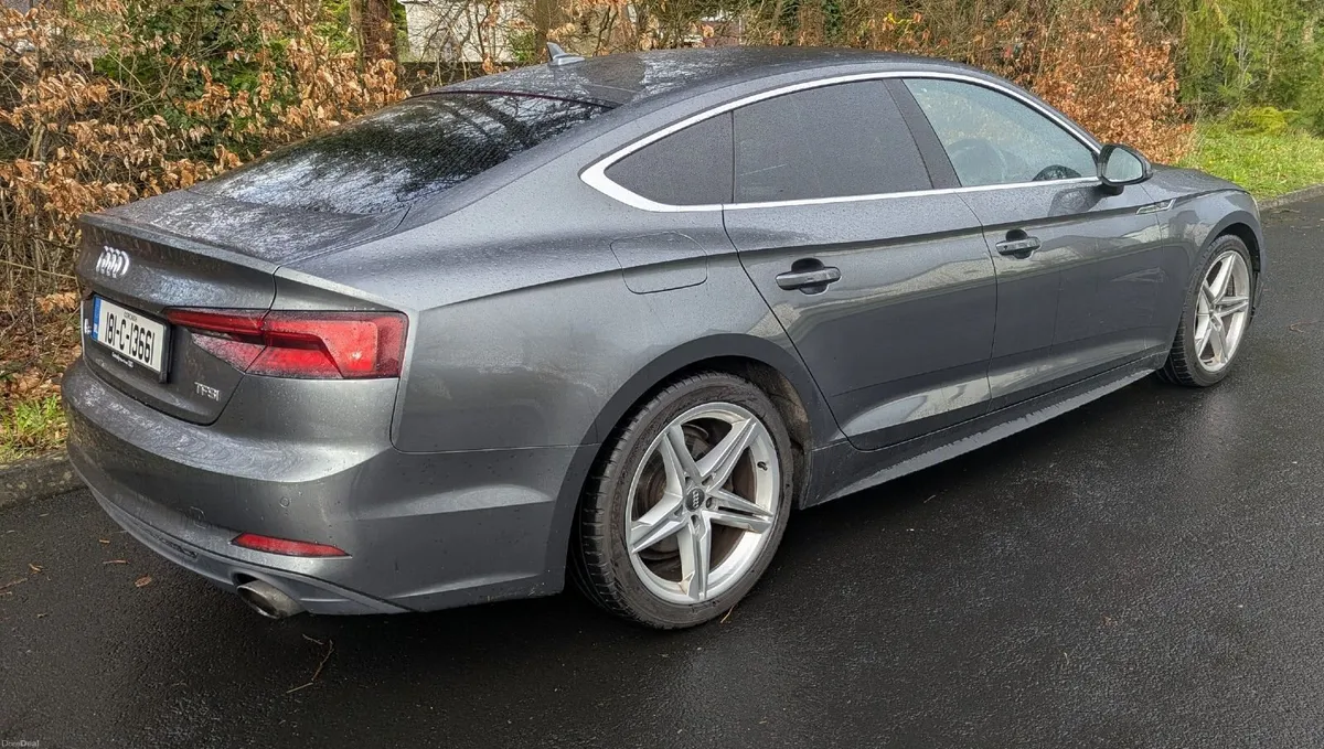 Audi A5 2018 - Image 2