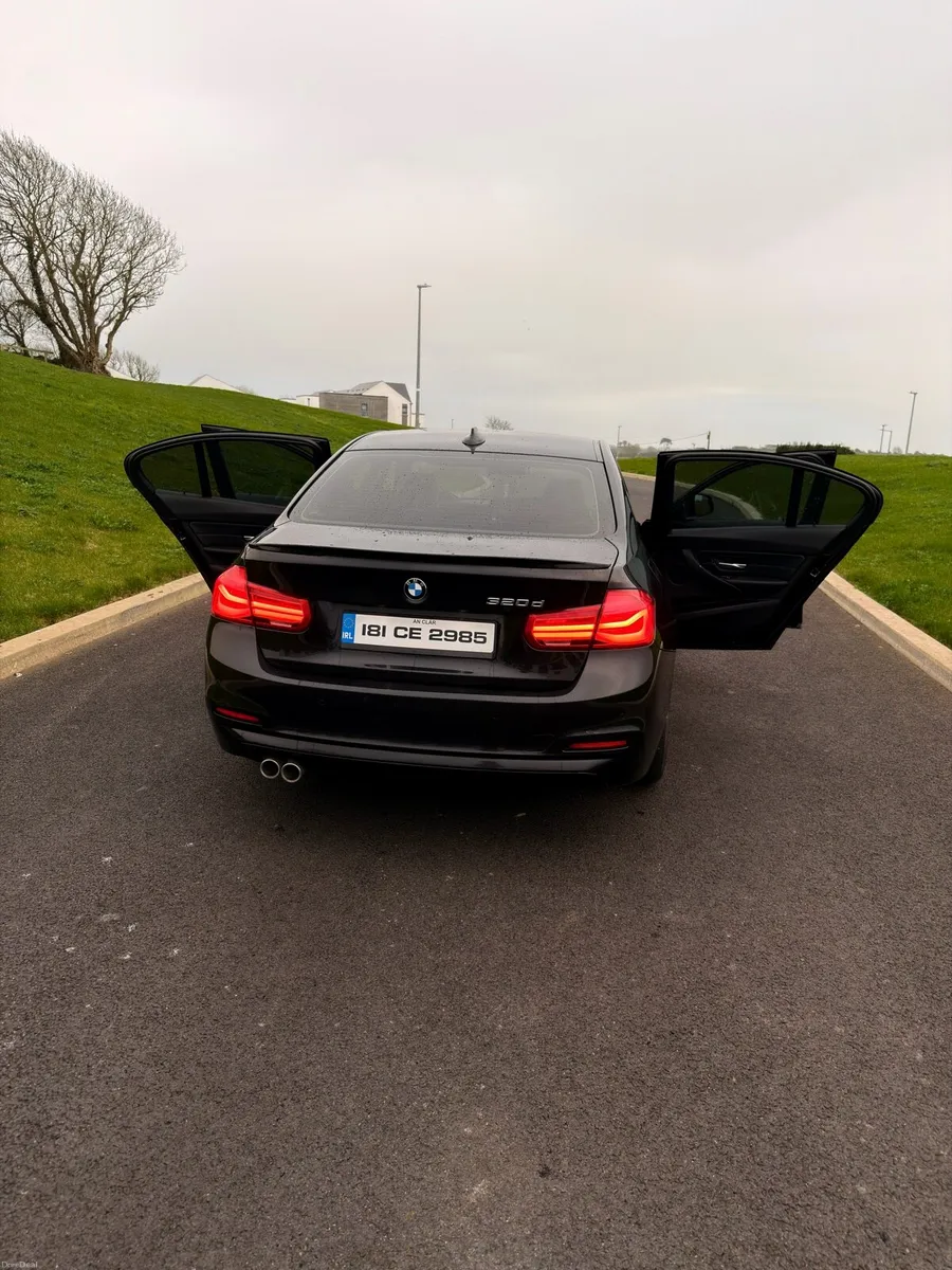 BMW 320D Shadow Edition - Image 2