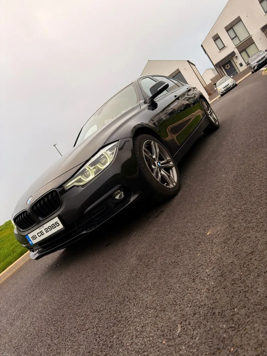 BMW 320D Shadow Edition - Image 4