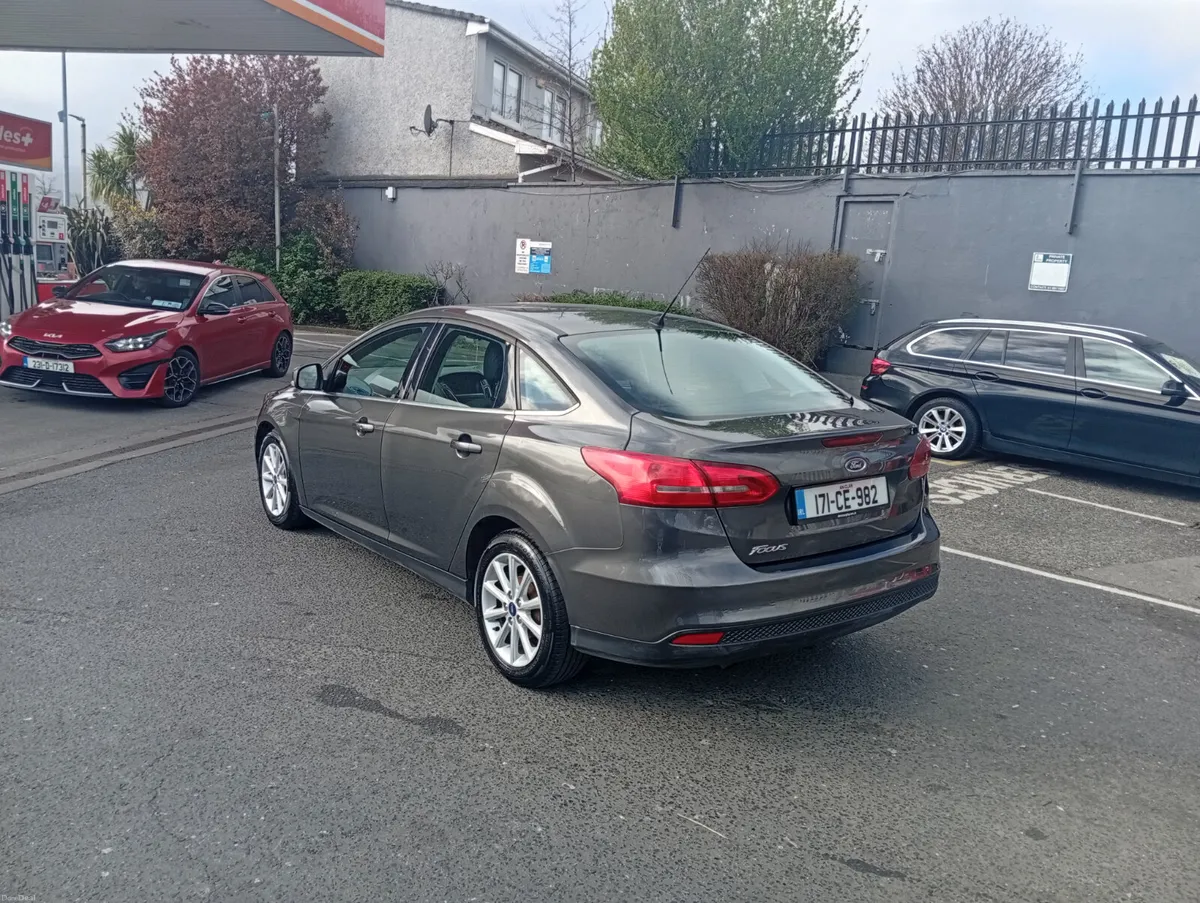 2017 ford focus 1.5 tdci titanium - Image 4