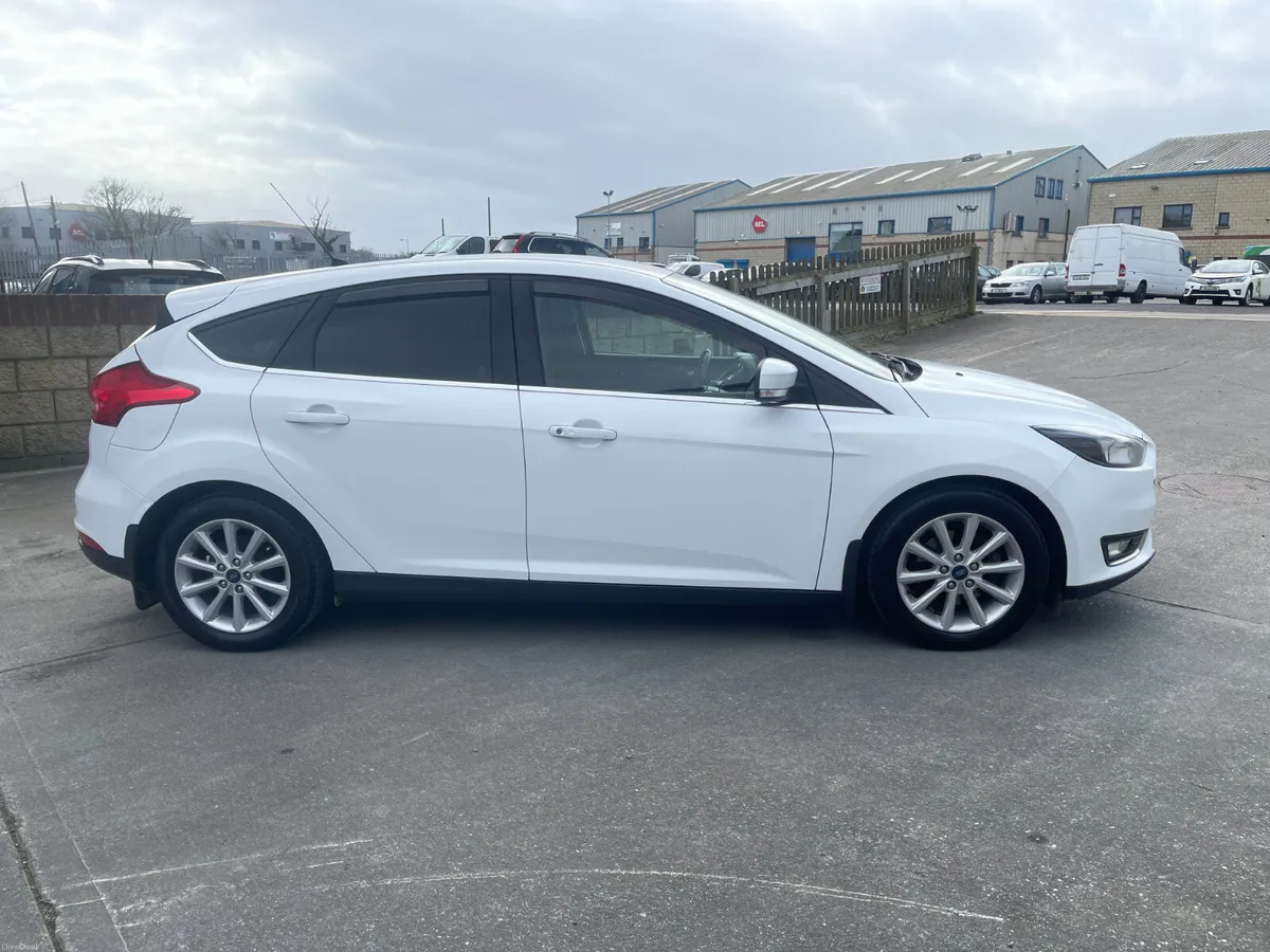 2017,Ford Focus 1.5 TDCI Titanium S/S 120PS 5DR - Image 4