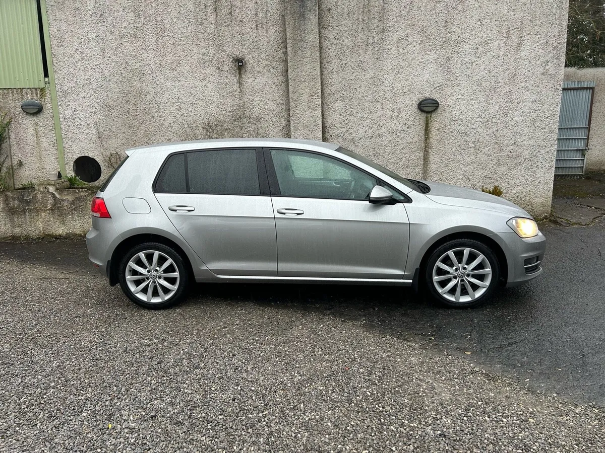 VW Golf 2.0 tdi 150 6 Speed £20Tax - Image 2