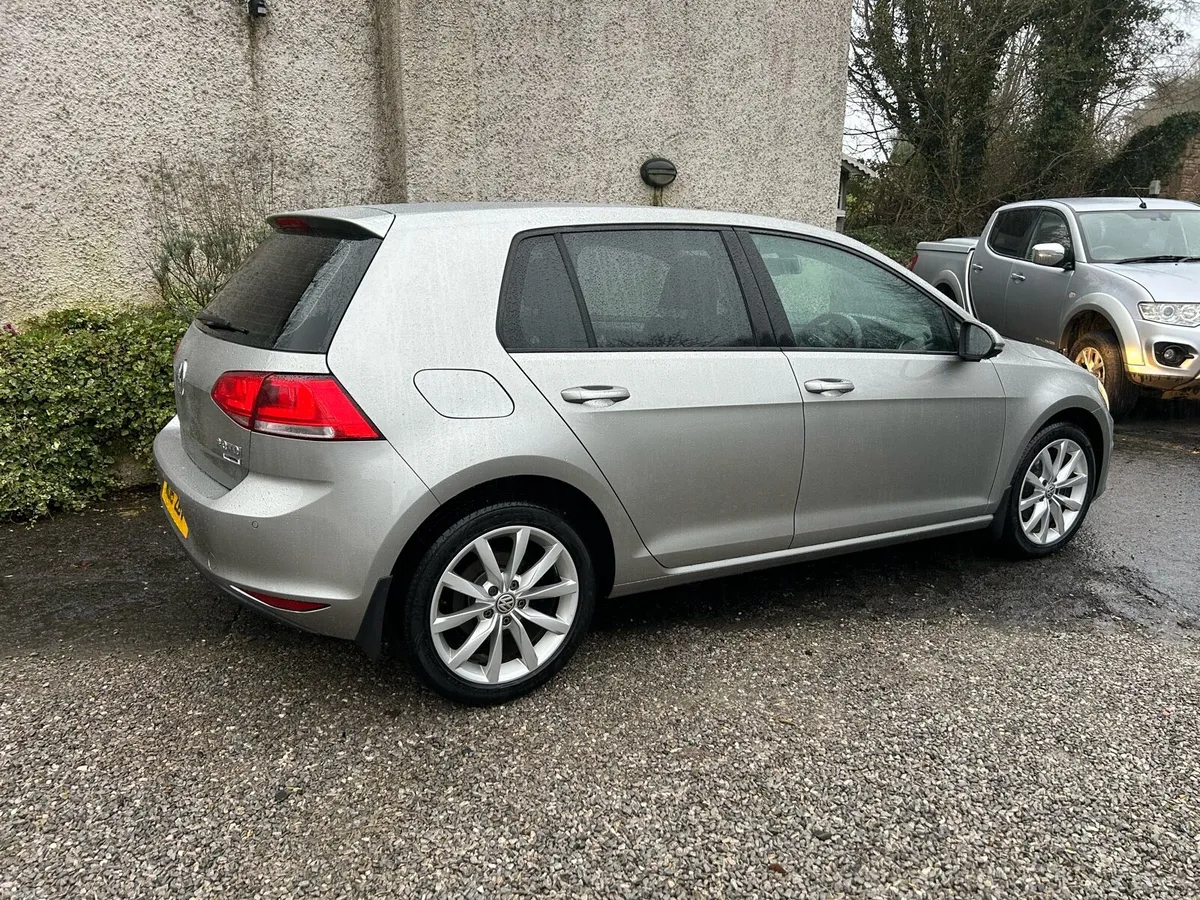 VW Golf 2.0 tdi 150 6 Speed £20Tax - Image 3
