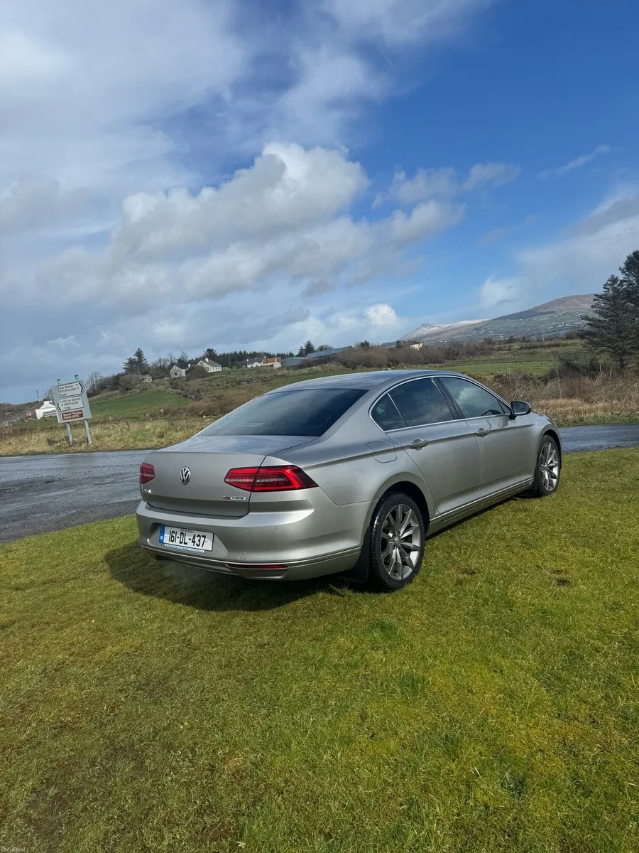 Volkswagen Passat Highline - Image 3