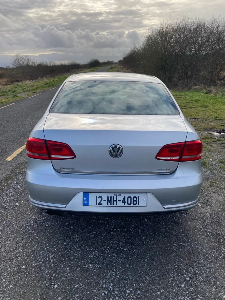 Volkswagen Passat - Image 3