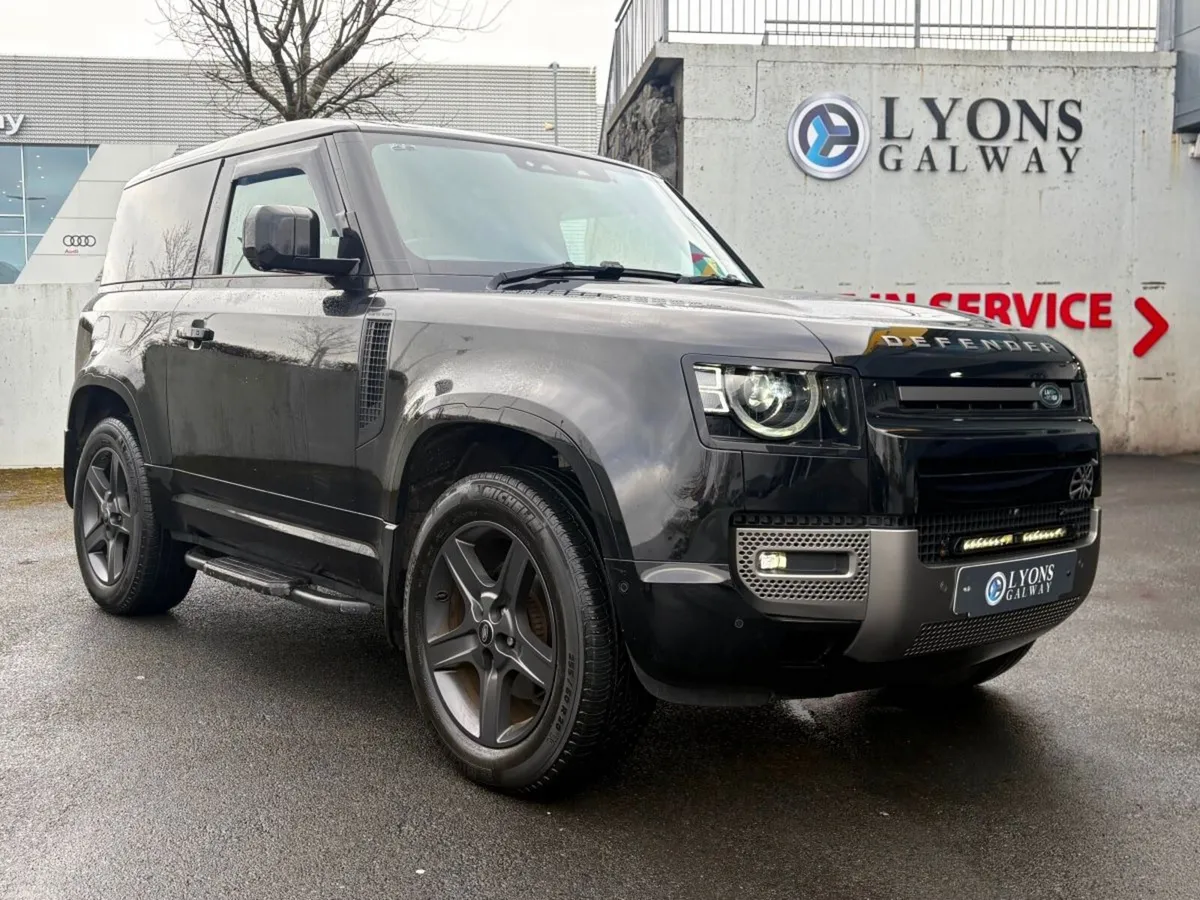 Land Rover Defender Defender 90 X Dynamic SE / Low - Image 1