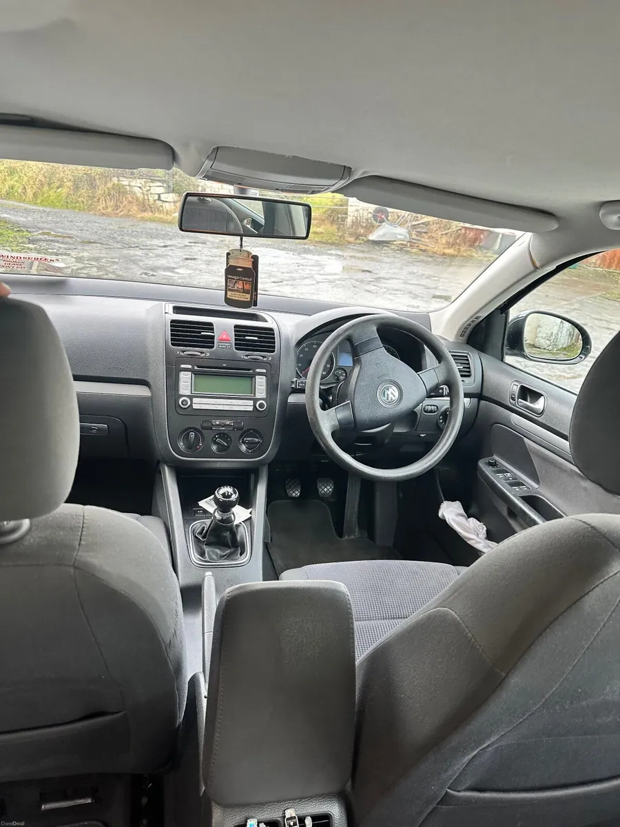 Volkswagen Jetta 2006 - Image 3