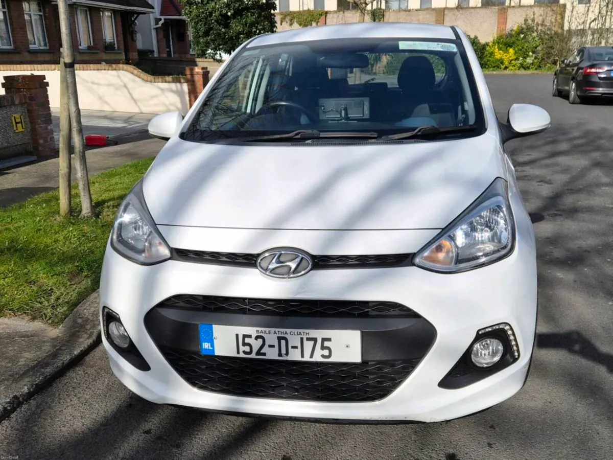 HYUNDAI i10 DELUX 💥AUTOMATIC💥 NCT & TAX - Image 2