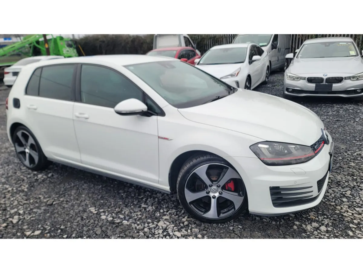 Volkswagen Golf GTI2.0 AUTOMATIC LOW MILEAGE (J561 - Image 1