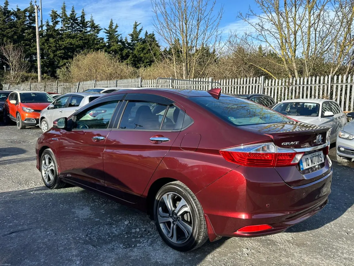 Honda Grace 1.5L Automatic Petrol Hybrid Low Milea - Image 4