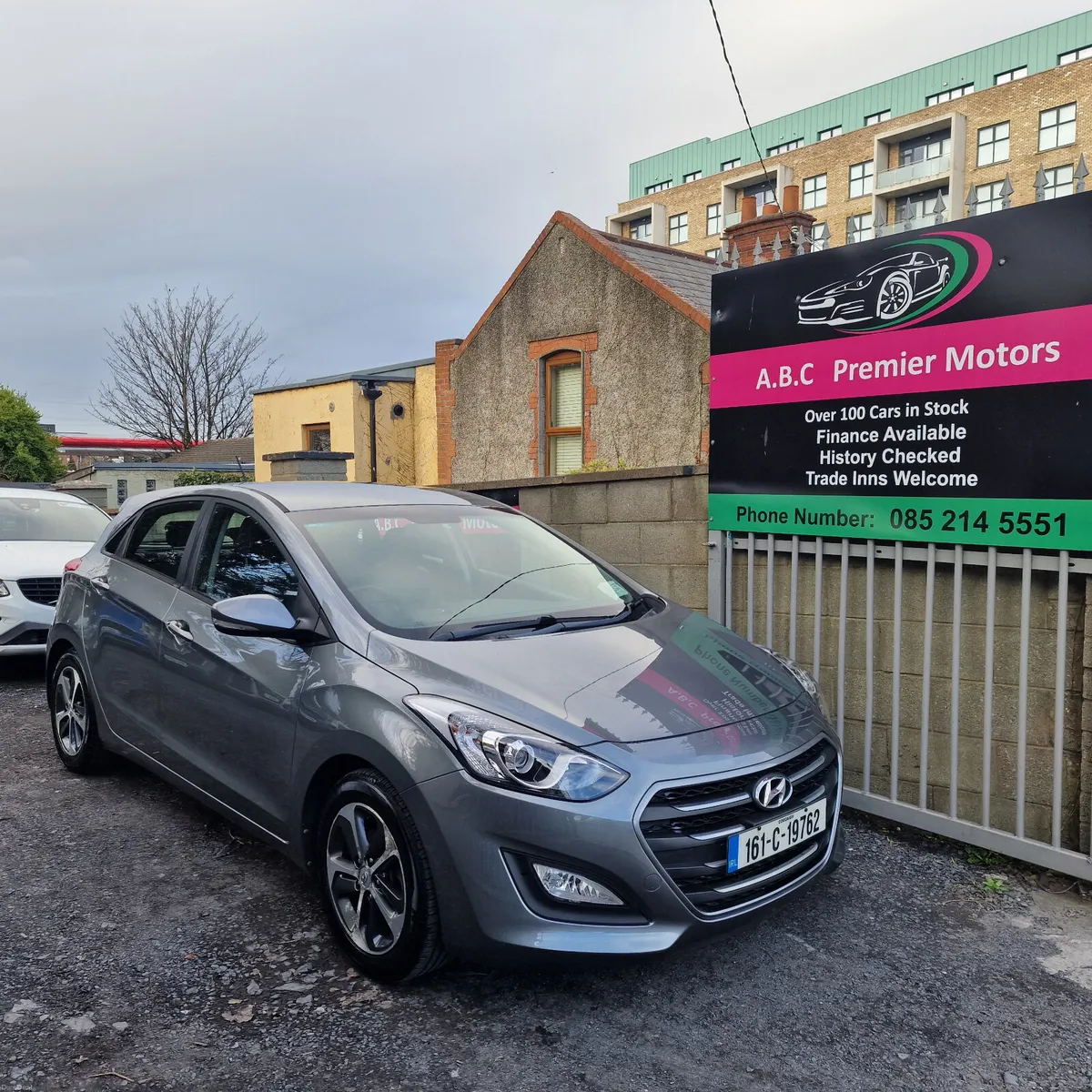 Hyundai i30 2016 Automatic - Image 1