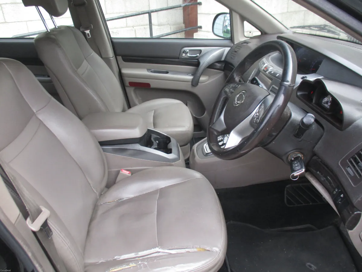 2016 SSANGYONG RODIUS 2.2 CRDI AUTO - Image 4