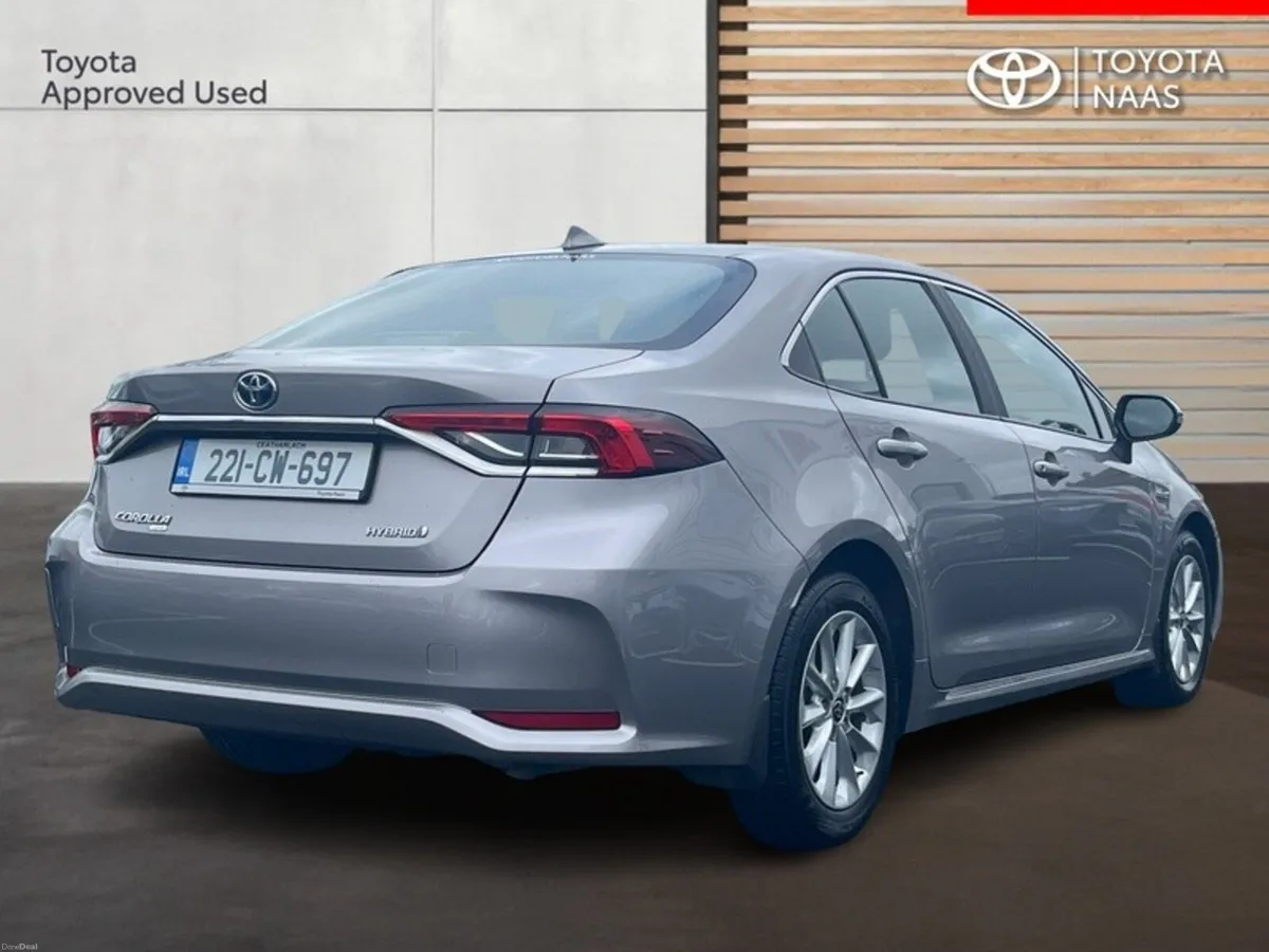 Toyota Corolla COROLLA HYB LUNA SALOON - Image 2