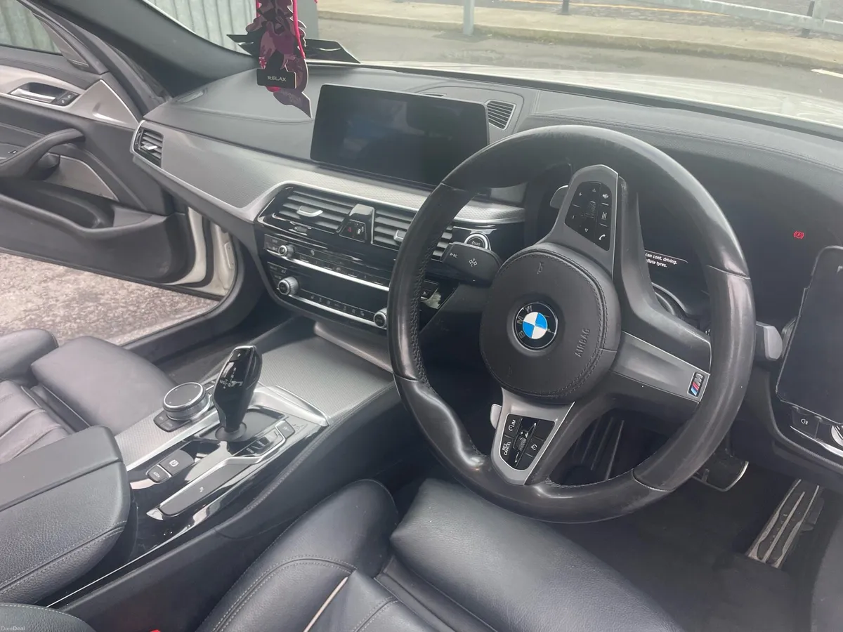 BMW msport  2021 - Image 4