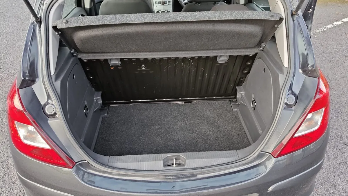 Vauxhall Corsa 2014 1.3 Diesel Long Nct+Tax - Image 3