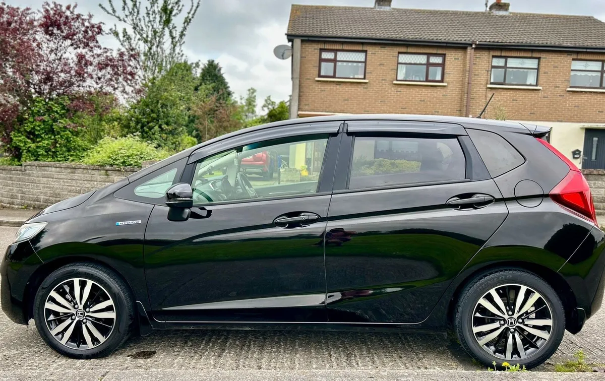Honda Fit 2015 Petrol Hybrid - Image 2