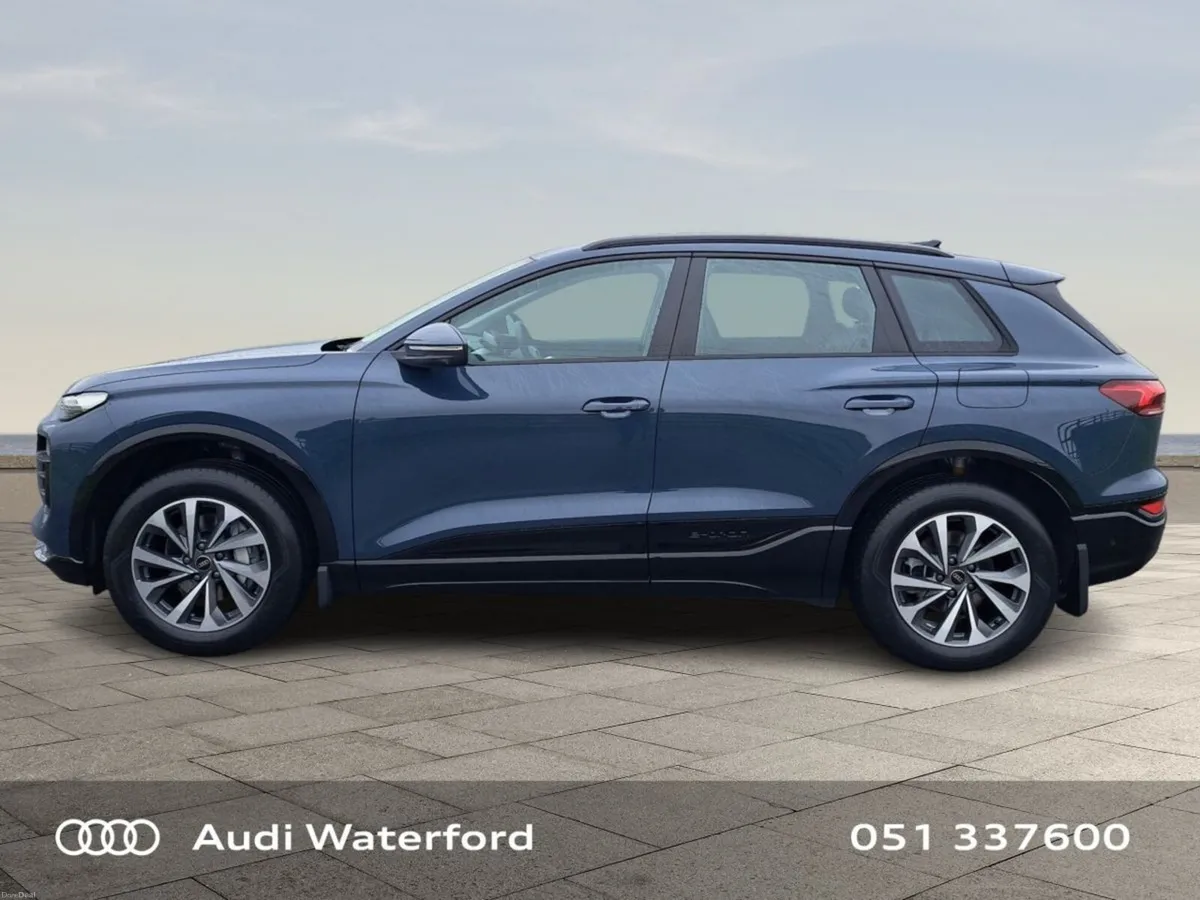 Audi Q6 e-tron Advance - Image 4